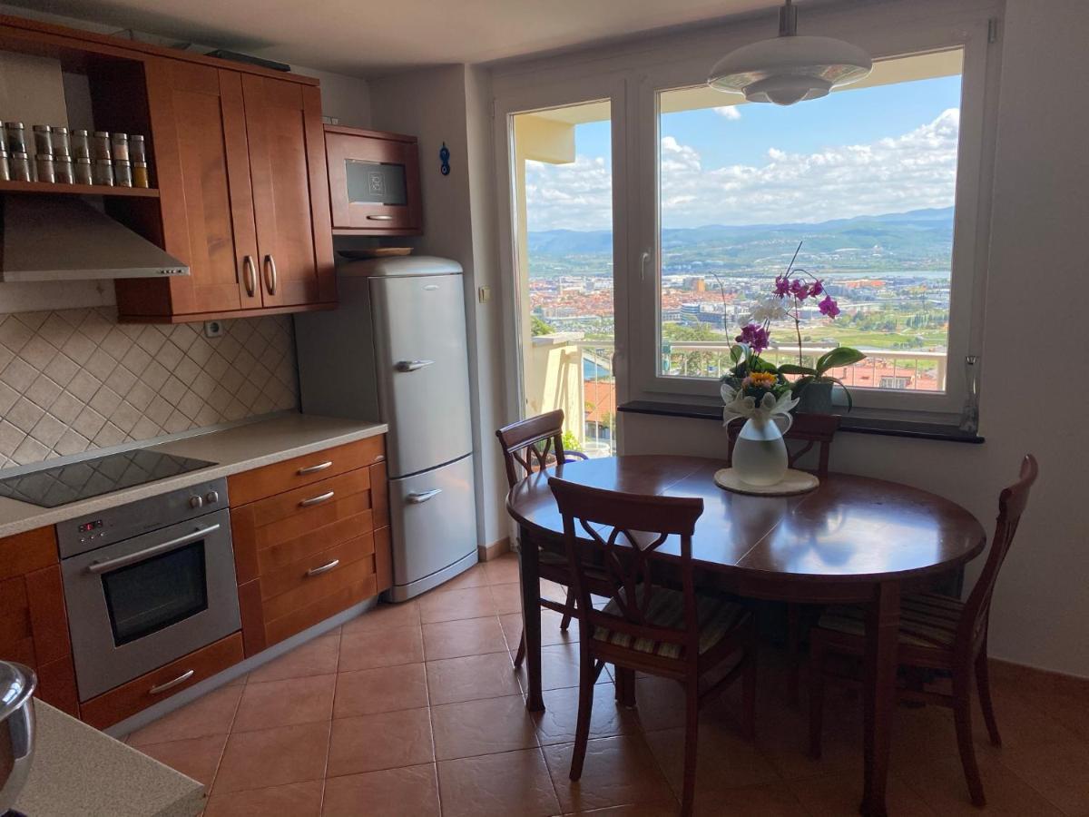 Lovely Apartment With Fabulous View Koper Exterior photo