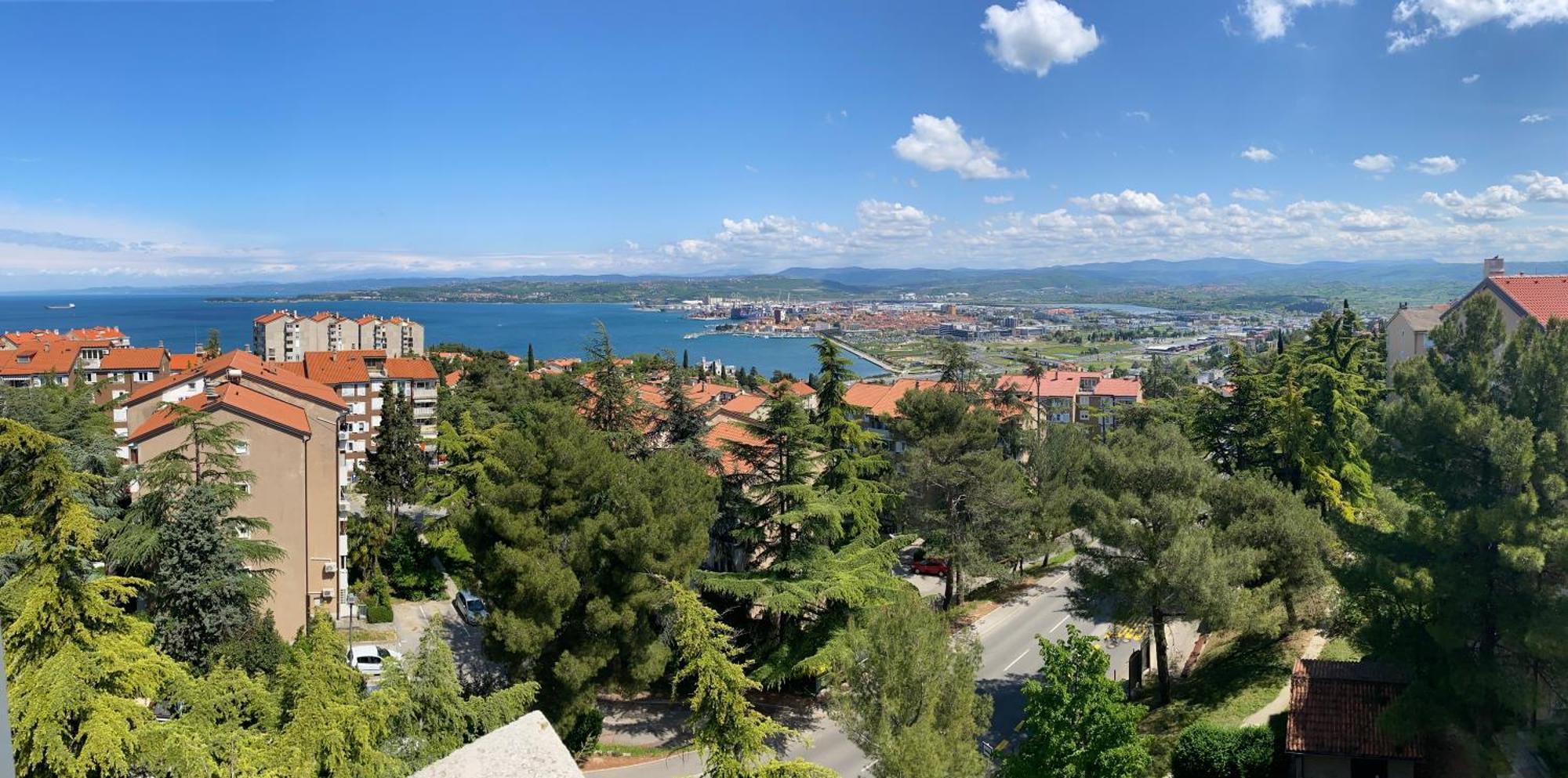 Lovely Apartment With Fabulous View Koper Exterior photo